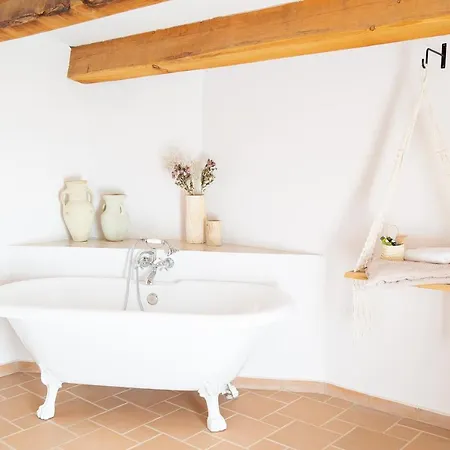 Nits De Bosc Country house *